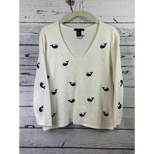 Women's Eagle's Eye White Navy Whale V-Neck Sweater L